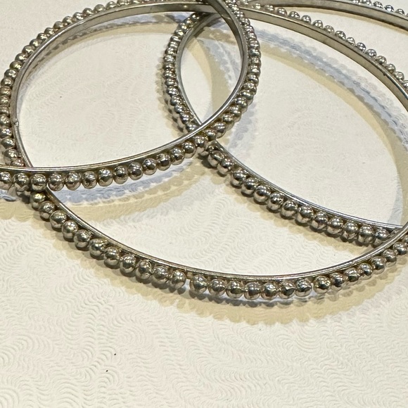 VINTAGE Dark Silver Set Of Three Bangle Bracelets - Picture 7 of 7